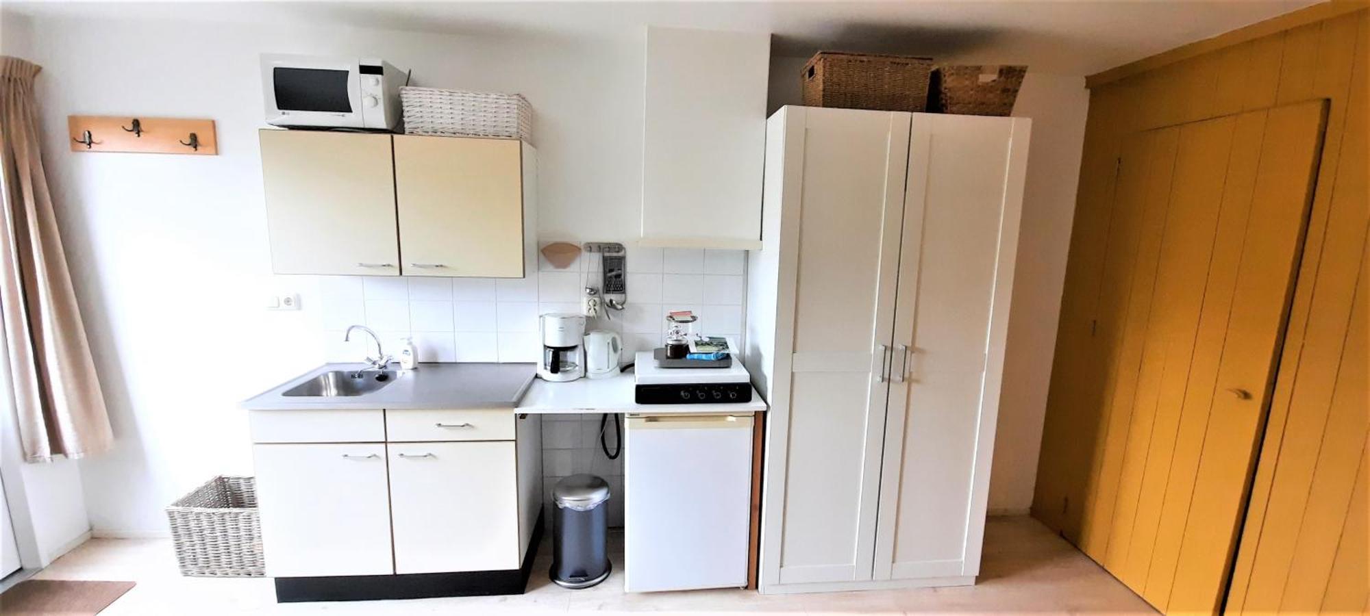 Appartement 2 Met Terras Aan De Tuin Van Op De Roemte Baflo エクステリア 写真